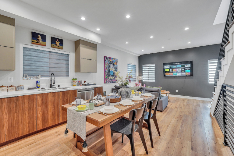 Food & Drinks, Luxe Townhome | Newly-Built, Los Angeles
