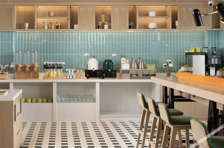 Food & Drinks 5, Home2 Suites by Hilton Foshan Jiujiang, Foshan