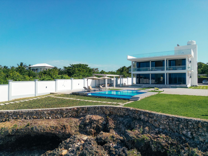 1, Tulia Luxury Villas, Magharibi