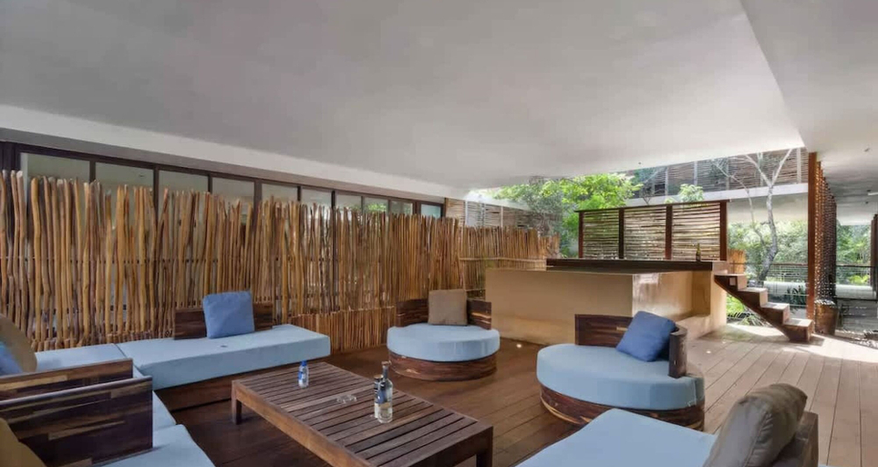 Room 4, Great Located 2 Br w Terrace Private Pool, Cozumel