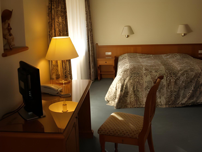 Bedroom 7