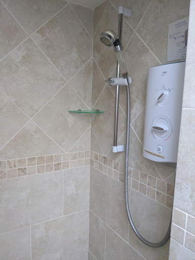 Bathroom 3, Sunnyside Annexe, Oxfordshire
