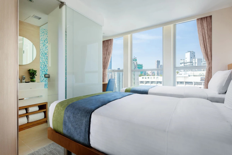 Bedroom 5, Summit View Kowloon, Kowloon