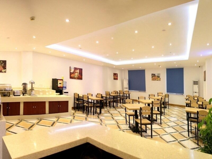 Food & Drinks 4, Greentree Inn Shanghai Jinxiu Road Business Hotel, Shanghai