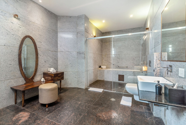 Bathroom 3, Naad Wellness, Sonipat