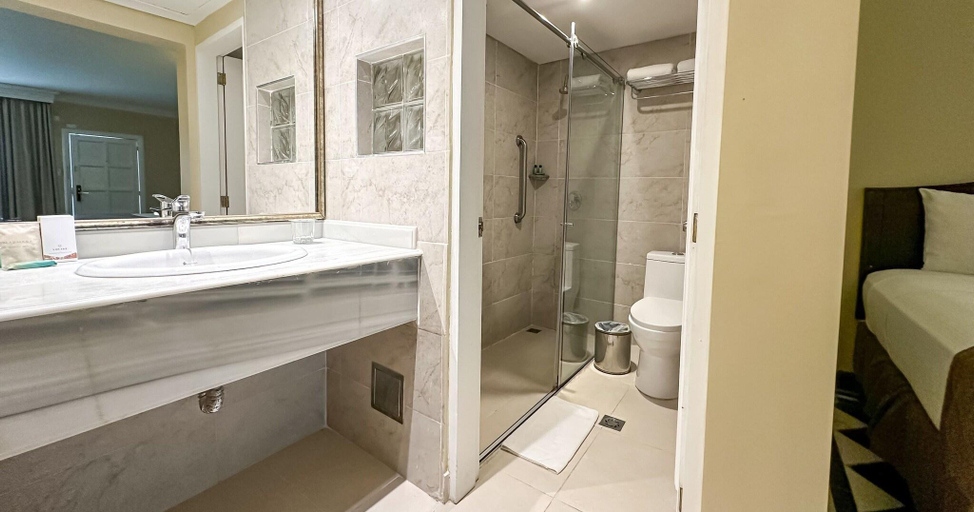 Bathroom 5, El prado barranquilla, Barranquilla