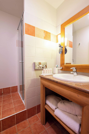 Bathroom 5, Residence P&V Premium Arc 1950 Le Village, Savoie