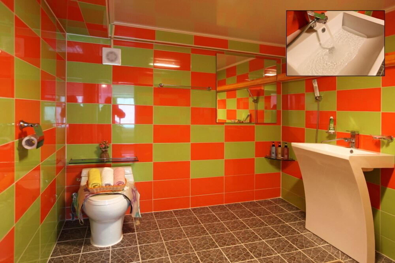 Bathroom 3, Carib Pension, Gapyeong