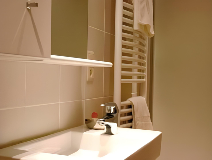 Bathroom 6