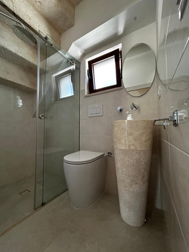 Bathroom 4, Il Trullo di Bina, Brindisi