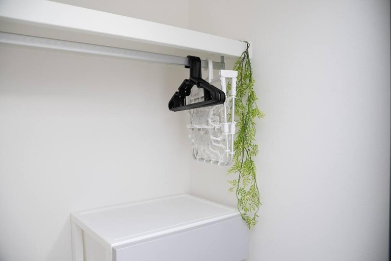 Bathroom 3, 合計6部屋 Residential Hotel Glitter,USJまで1駅5分,難波や梅田,道頓堀へも1駅, Osaka