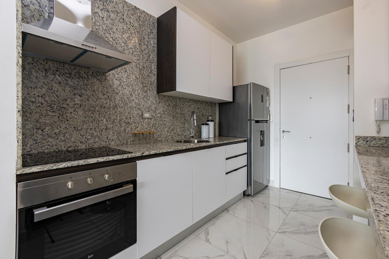 Others 4, Santa Cruz Apartments By Acomodo, David