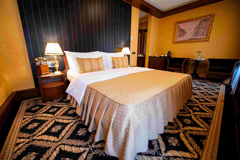 Bedroom 3, Historic Boutique Hotel Cattaro