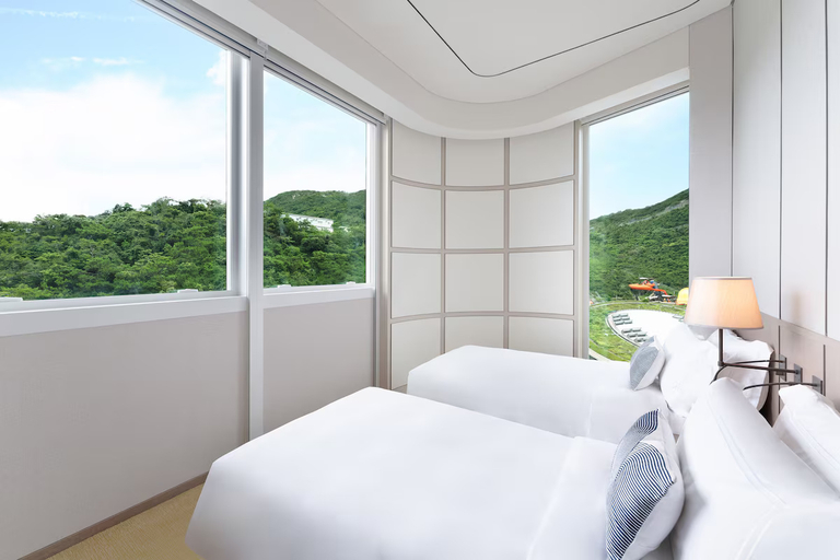 Bedroom 4, The Fullerton Ocean Park Hotel Hong Kong, Hong Kong Island