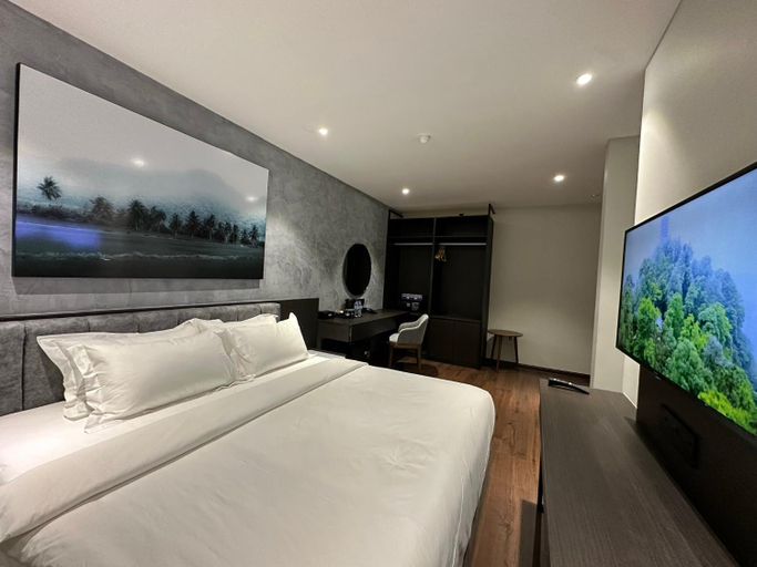 Bedroom 24