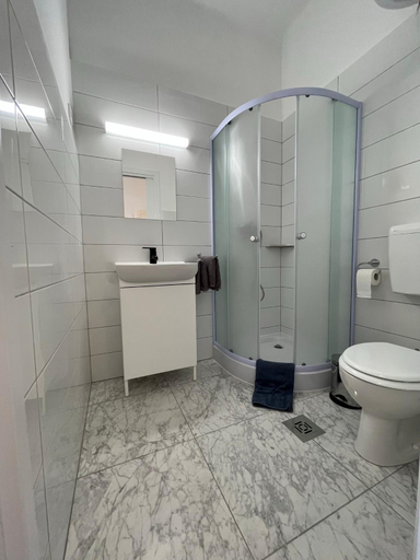 3, Vila Elza, Ljubljana