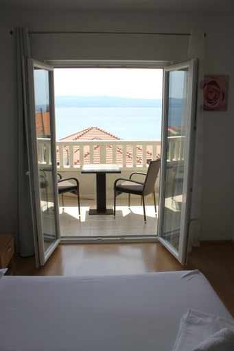 Others 4, Apartments Dinko, Dugi Rat