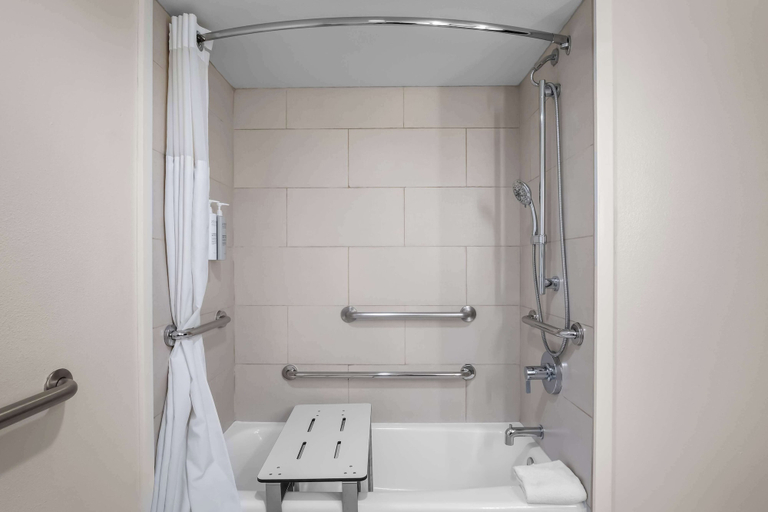 Bathroom 4, Spark by Hilton Richardson Dallas, Dallas