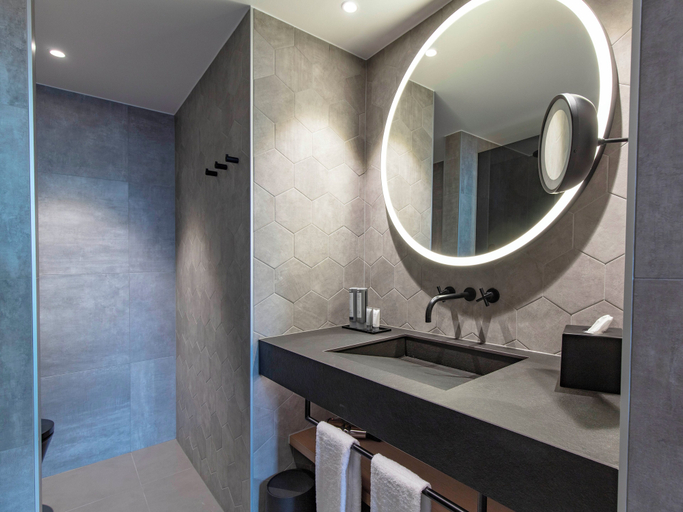 Bathroom 3