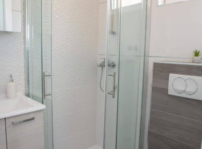 Bathroom 3, Apartments Sun Dance 2 With Heated Pool, Novalja