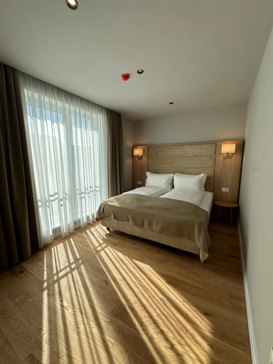 Bedroom 2, Apartments RS16, Rasnov