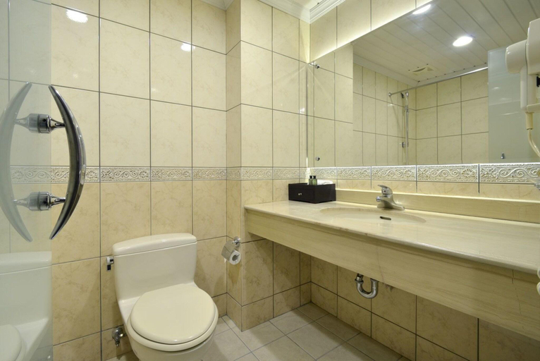 Bathroom 4, Kings Paradise Hotel, Taoyuan