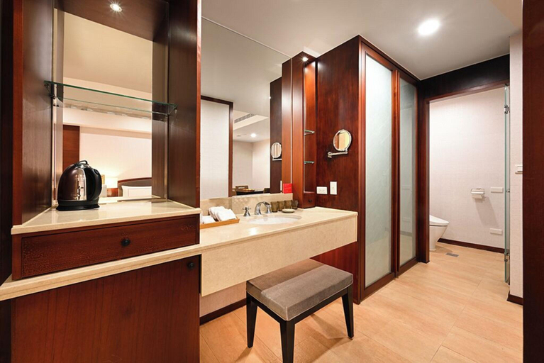 Bathroom 5, Alishan House - The Modern House, Chiayi County