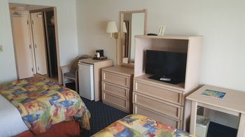 Others 2, SkyBeach Resort, Pinellas