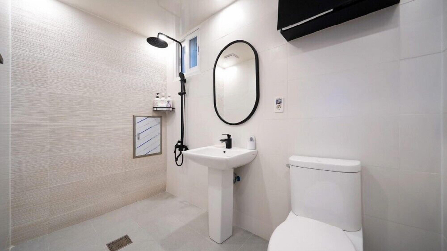 Bathroom 5, Geoje Beans Pension, Geoje