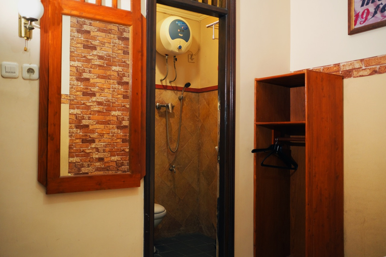 Bedroom 28