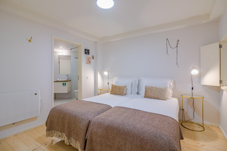 Room 2, Porto Vitoria 2 in Oporto, Porto