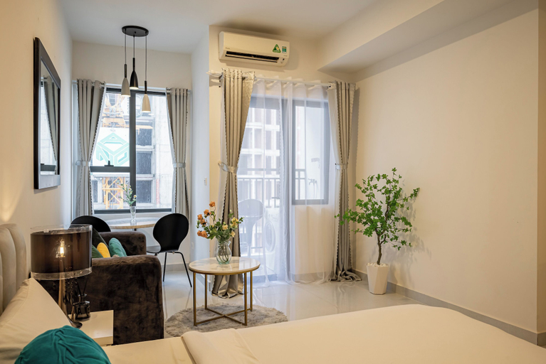 Others 5, SOHO Premier Residence, District 1