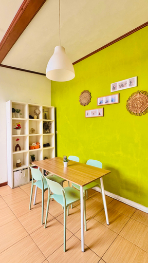 Dining Room 12