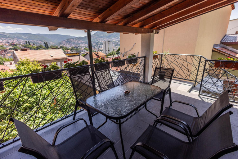Balcony/terrace 2, APARTMENTS NENSI, Sarajevo