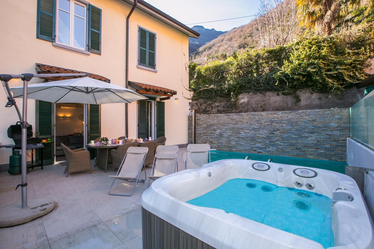 Others 4, Villa Lucia Laglio, Como