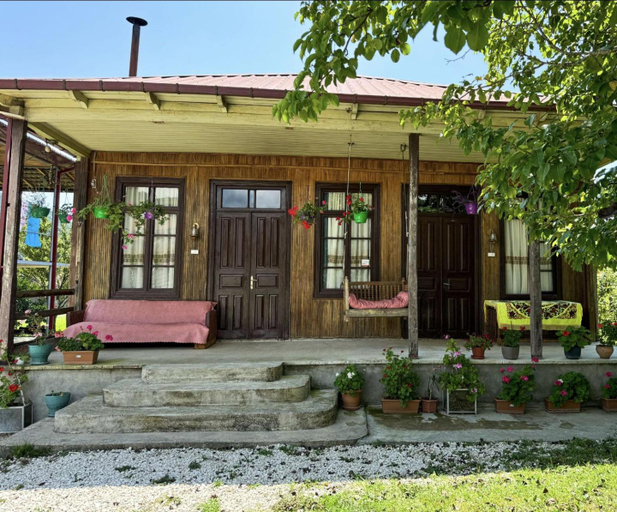 Others 5, Martvili Guest House OASIS, Martvili