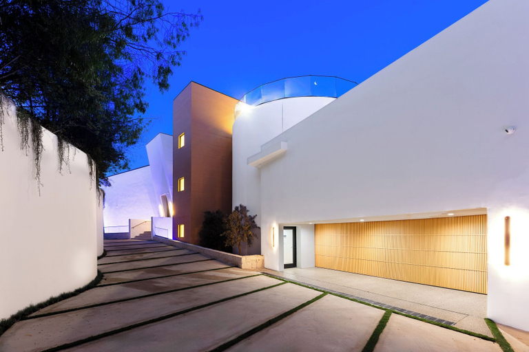 Exterior & Views 2, Woodhill Canyon, Los Angeles