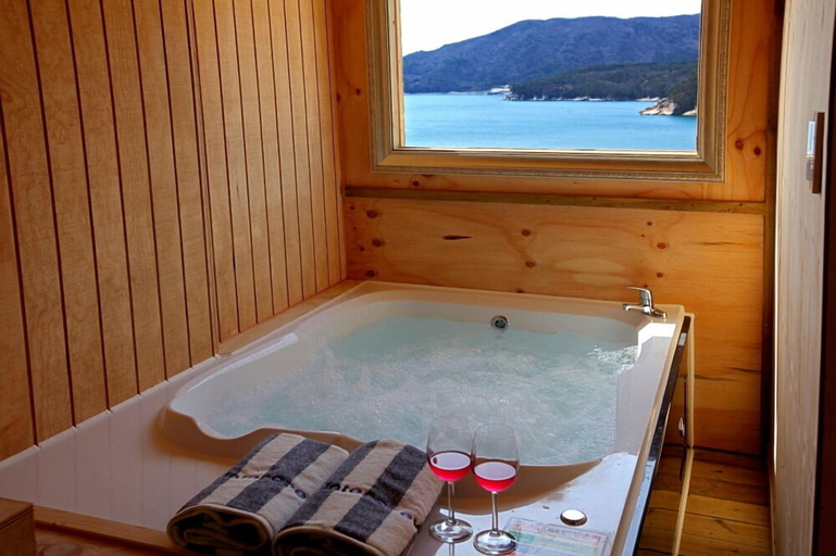 Bathroom 3, Pado Hyanggi Pension, Geoje