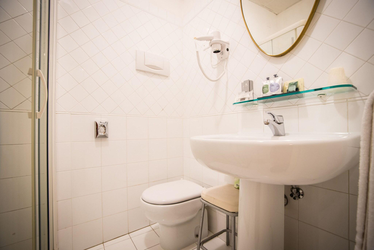 Bathroom 4, Hotel Ala D’Oro, Ravenna