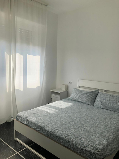 Bedroom 4, San Bastian Rooms, Savona