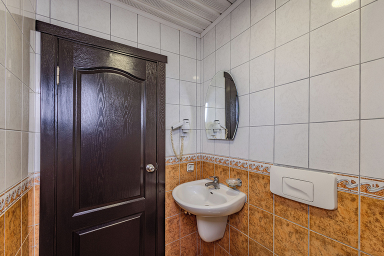 Bathroom 5, Akuzun Hotel, Ürgüp