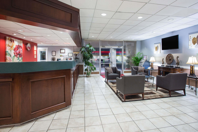 Public Area, Warner Robins, Houston