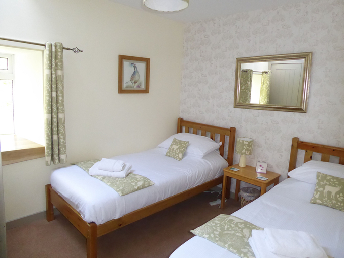 Bedroom 3, Dalnoid Cottages & Treehouses, Perthshire and Kinross