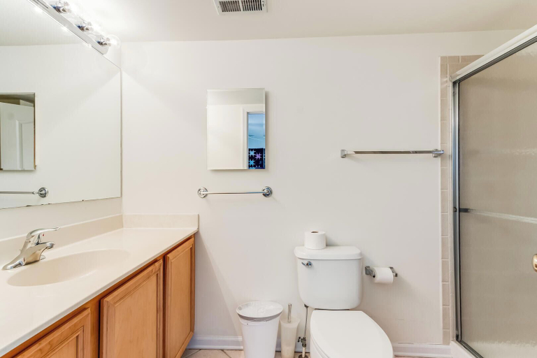 Bathroom 4, Church Street 19876 #8, Sussex