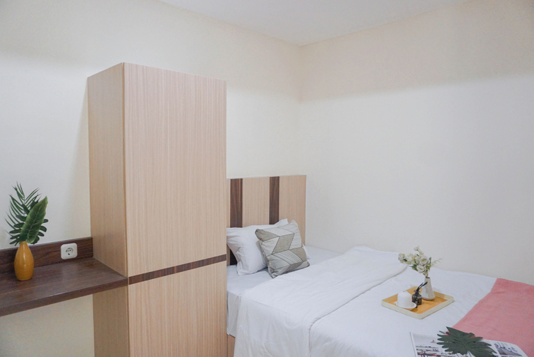 Bedroom 12