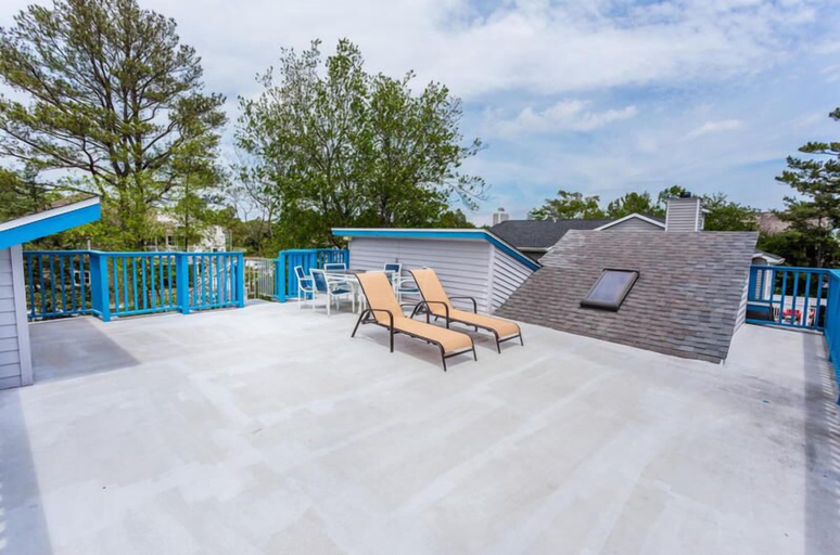 Sport & Beauty 4, Bayberry Lane 22, Sussex