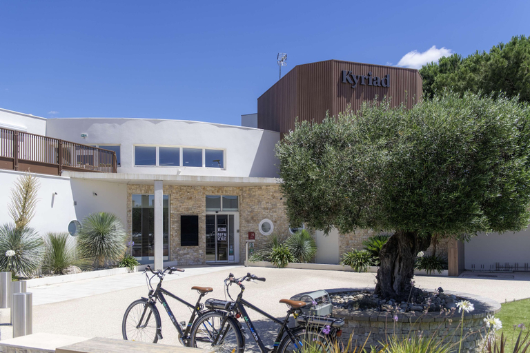 Exterior & Views 2, Kyriad Montpellier Est - Lunel, Hérault
