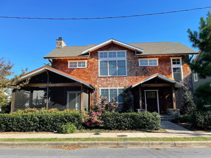 Exterior & Views 1, Bayard Avenue 300, Sussex