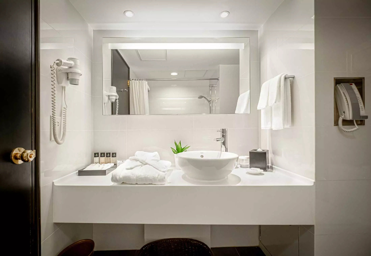 Bathroom 6