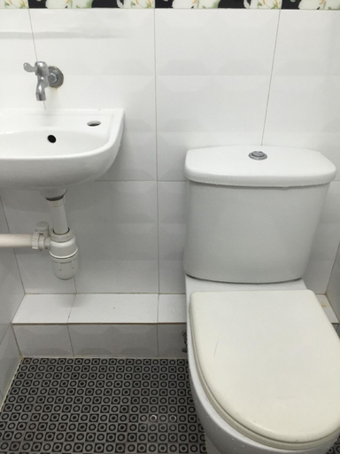 Bathroom 9